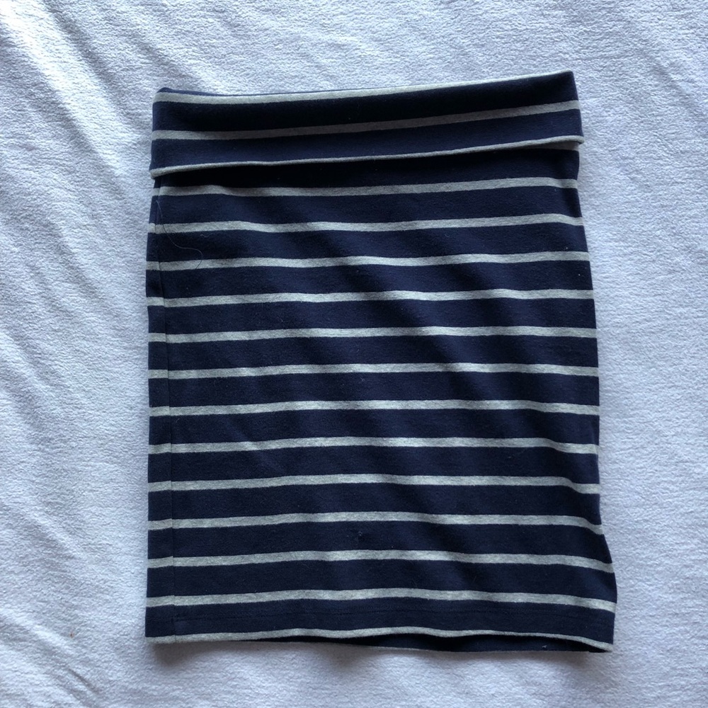 Gray and navy pencil skirt